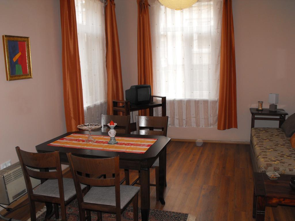 Julia Garden Apartment Burgas ภายนอก รูปภาพ